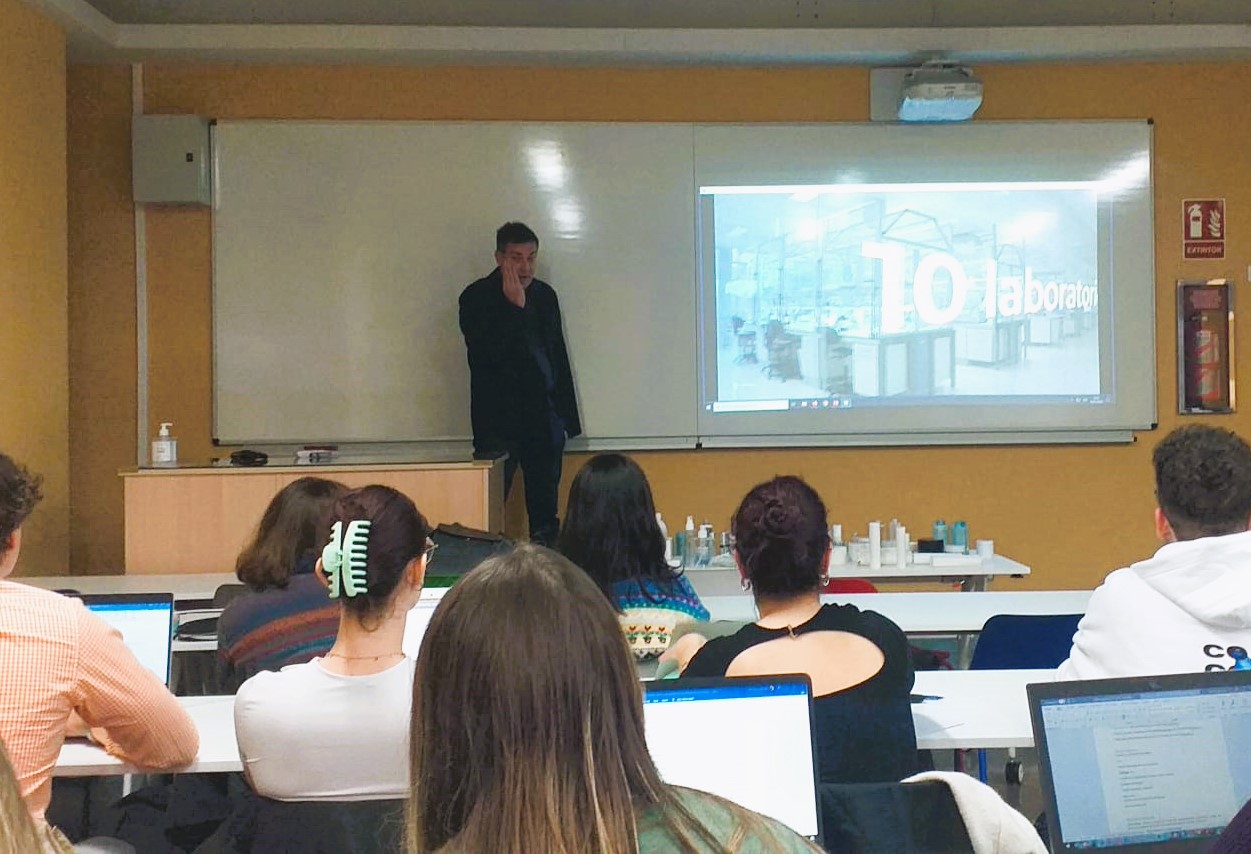 Clase MIC con AINIA